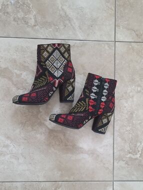 Embroidered Geometric Ankle Boots - Red & Black